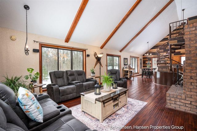 8482 S Cypress Avenue, Newaygo, MI 49337