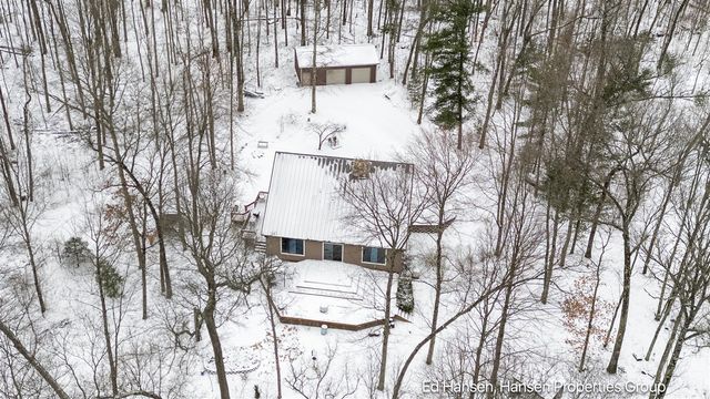 8482 S Cypress Avenue, Newaygo, MI 49337