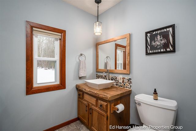 8482 S Cypress Avenue, Newaygo, MI 49337