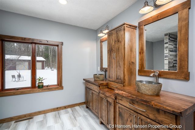 8482 S Cypress Avenue, Newaygo, MI 49337