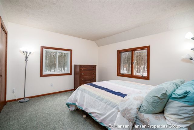 8482 S Cypress Avenue, Newaygo, MI 49337