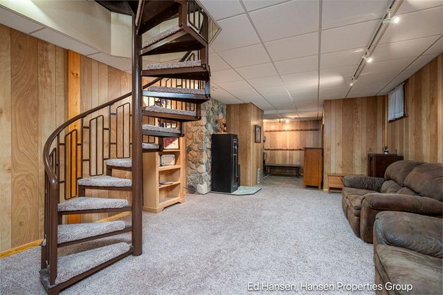 8482 S Cypress Avenue, Newaygo, MI 49337