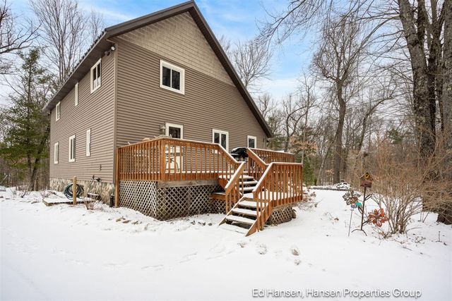 8482 S Cypress Avenue, Newaygo, MI 49337