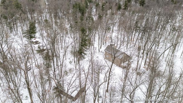 8482 S Cypress Avenue, Newaygo, MI 49337