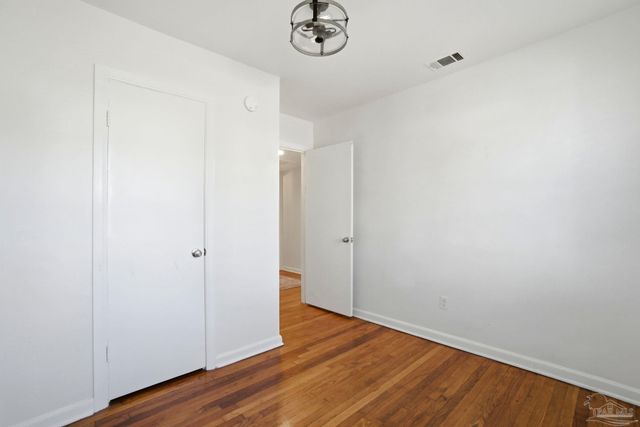 1715 E Hatton St, Pensacola, FL 32503