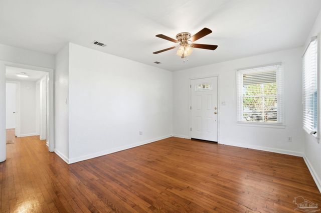 1715 E Hatton St, Pensacola, FL 32503