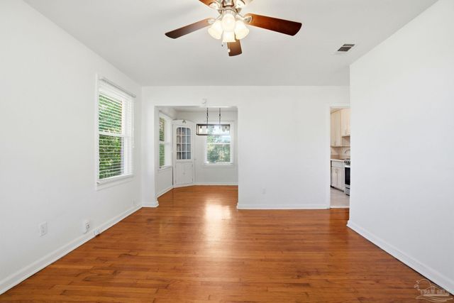 1715 E Hatton St, Pensacola, FL 32503