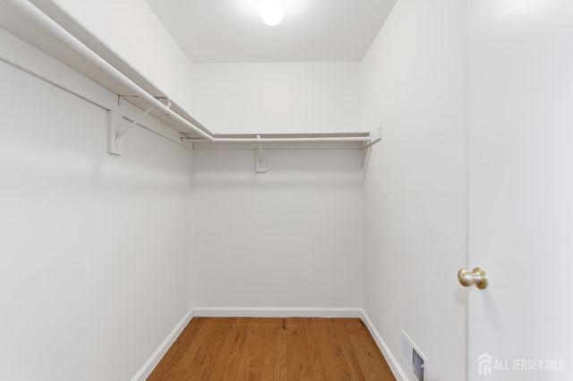 4807 Stonehedge Road, Edison, NJ 08820