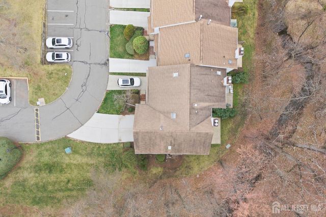 4807 Stonehedge Road, Edison, NJ 08820