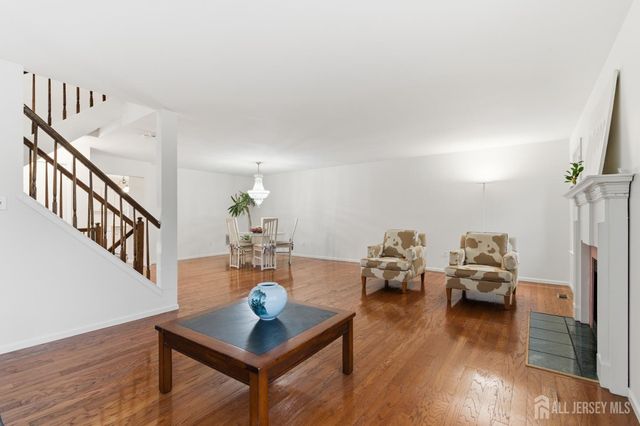 4807 Stonehedge Road, Edison, NJ 08820