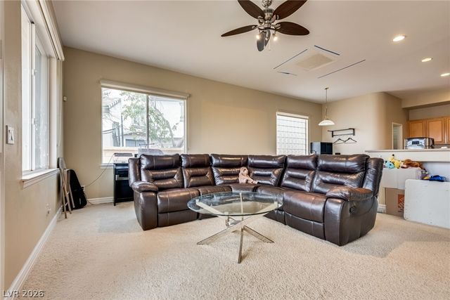 709 Sir James Bridge Way, Las Vegas, NV 89145