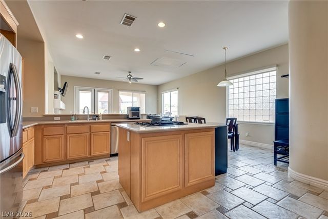709 Sir James Bridge Way, Las Vegas, NV 89145