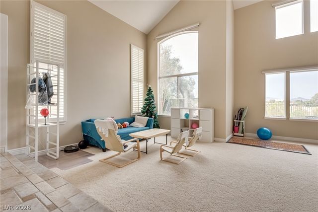 709 Sir James Bridge Way, Las Vegas, NV 89145