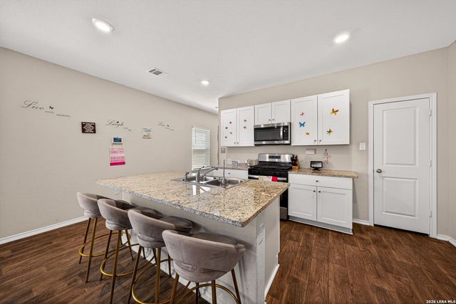 13811 Siltstone Loop, San Antonio, TX 78253