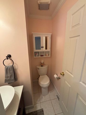 529 SPARROW CT, Newark, DE 19702
