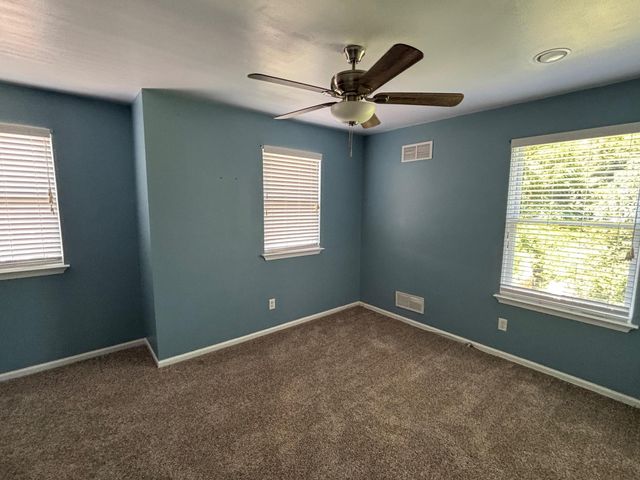 529 SPARROW CT, Newark, DE 19702