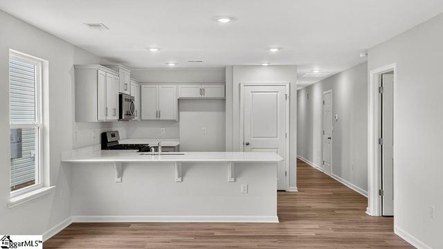 131 Lazzon Road, Moore, SC 29369