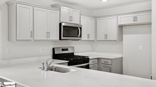 131 Lazzon Road, Moore, SC 29369