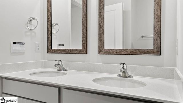 131 Lazzon Road, Moore, SC 29369