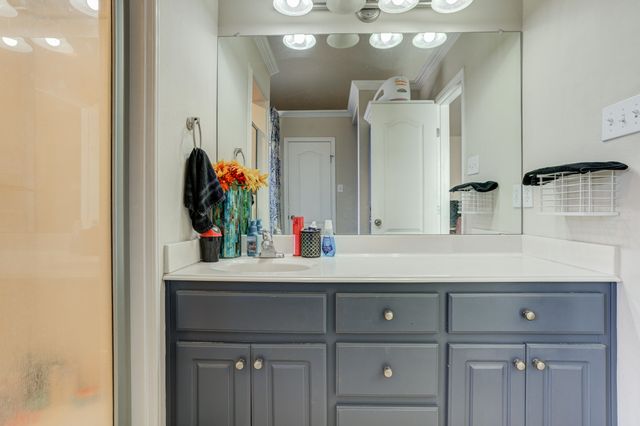 1511 Nottingham Avenue, Wolfforth, TX 79382