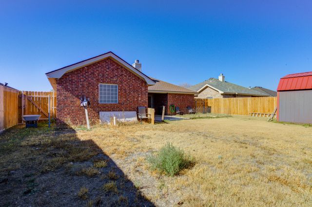 1511 Nottingham Avenue, Wolfforth, TX 79382