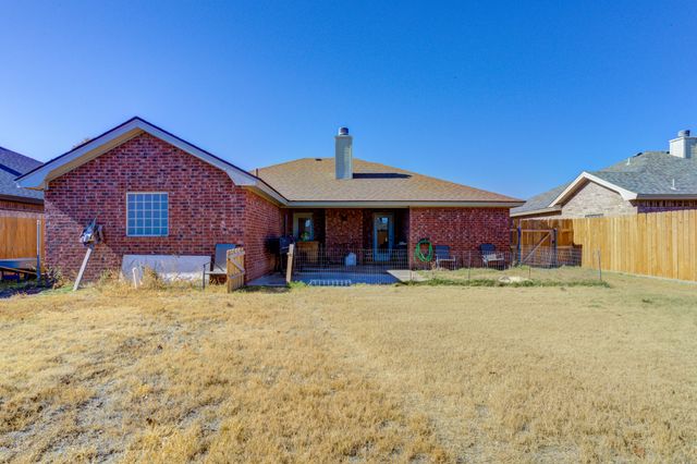 1511 Nottingham Avenue, Wolfforth, TX 79382