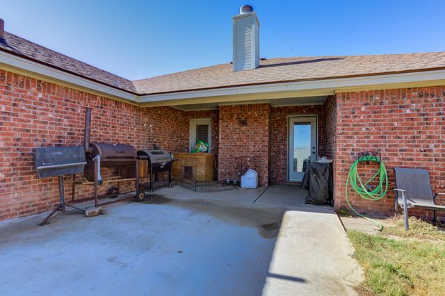 1511 Nottingham Avenue, Wolfforth, TX 79382