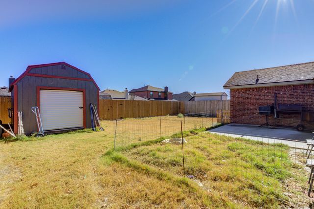 1511 Nottingham Avenue, Wolfforth, TX 79382