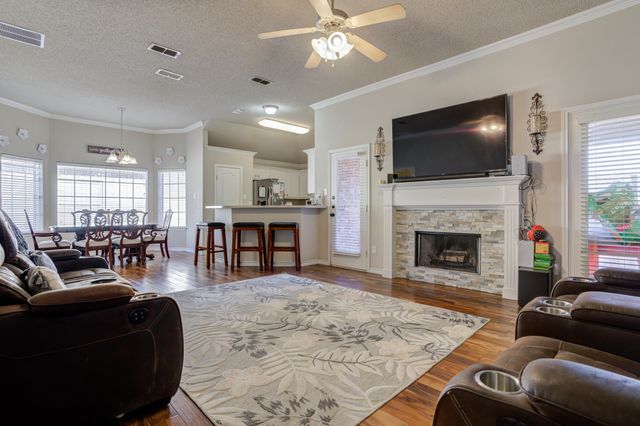 1511 Nottingham Avenue, Wolfforth, TX 79382