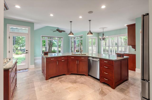 125 Pine Valley Drive, Summerville, SC 29483