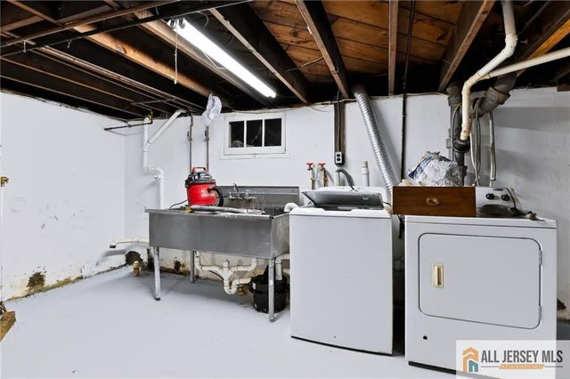 42 Burton Avenue, South River, NJ 08882