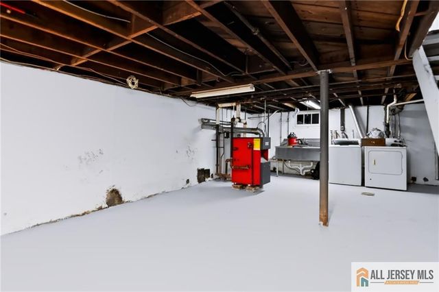 42 Burton Avenue, South River, NJ 08882