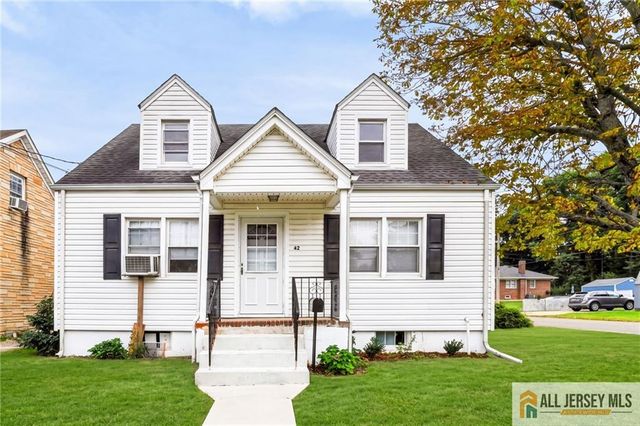42 Burton Avenue, South River, NJ 08882