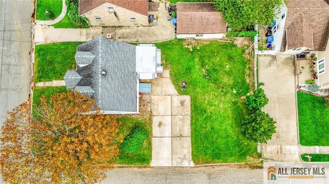 42 Burton Avenue, South River, NJ 08882