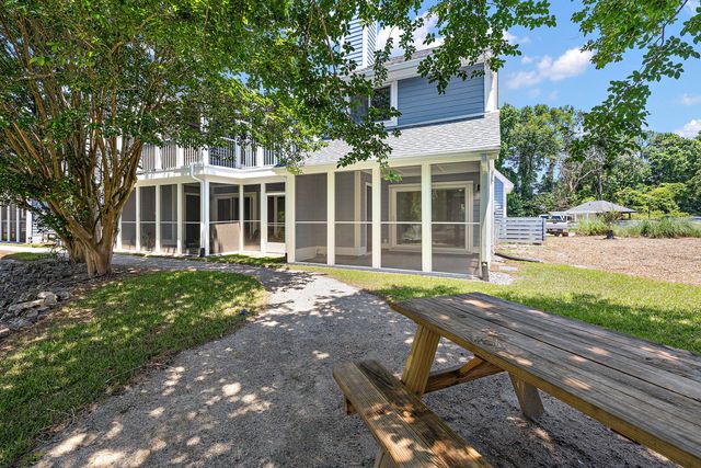 854 Catalpa A, Mount Pleasant, SC 29464