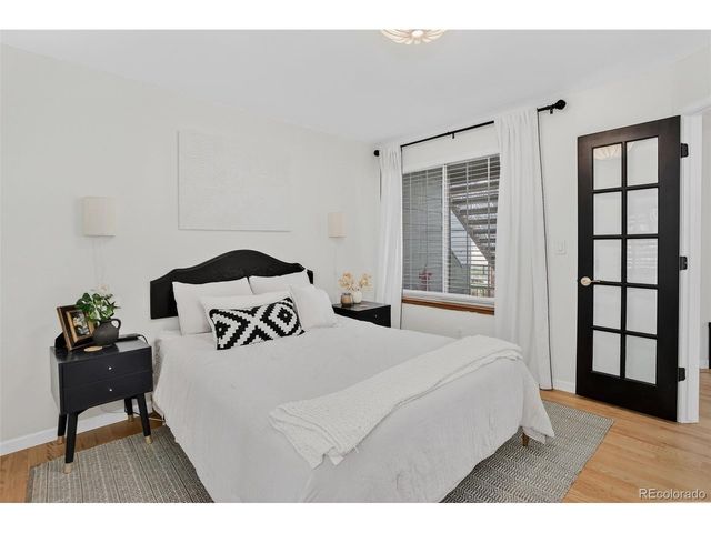 886 S Reed Ct E, Lakewood, CO 80226