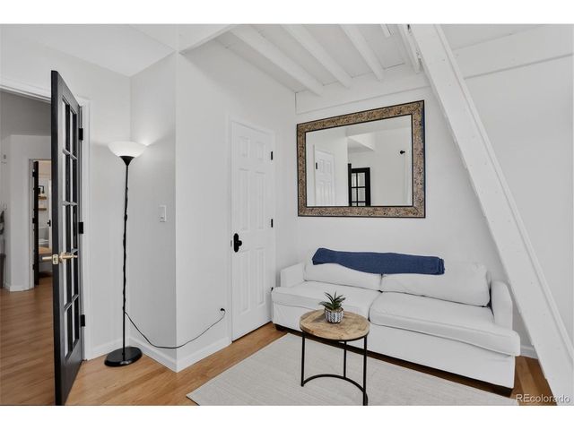 886 S Reed Ct E, Lakewood, CO 80226