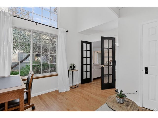 886 S Reed Ct E, Lakewood, CO 80226