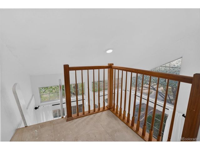886 S Reed Ct E, Lakewood, CO 80226