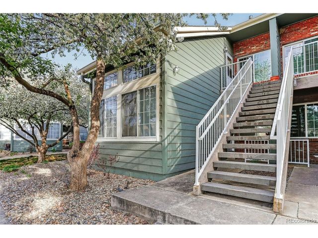 886 S Reed Ct E, Lakewood, CO 80226