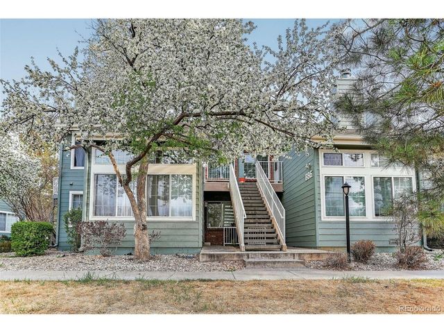 886 S Reed Ct E, Lakewood, CO 80226