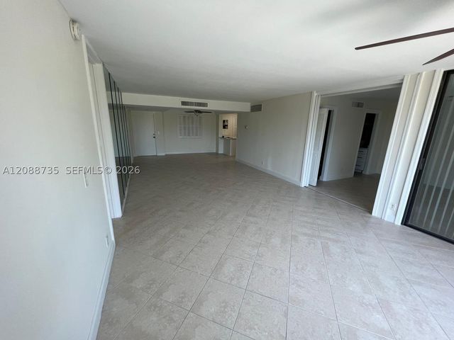 501 SW 11th Pl 410, Boca Raton, FL 33432