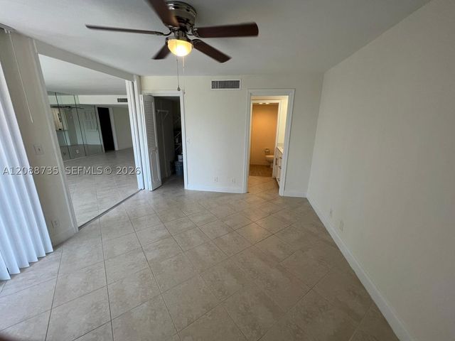 501 SW 11th Pl 410, Boca Raton, FL 33432
