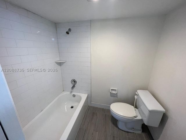 501 SW 11th Pl 410, Boca Raton, FL 33432