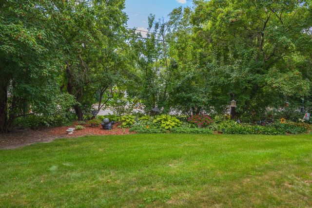 105 Carol Court C-1, Pontiac, IL 61764