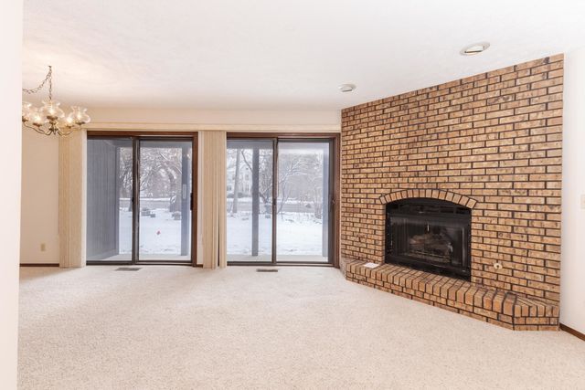 105 Carol Court C-1, Pontiac, IL 61764