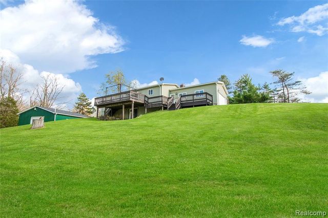9093 Jordan Road, Grand Blanc, MI 48439