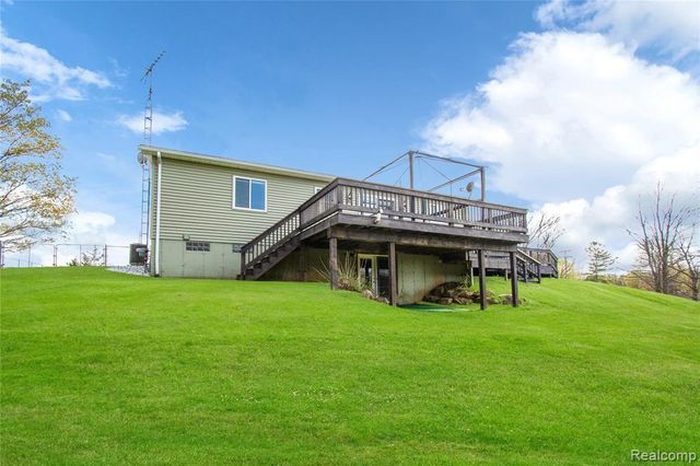 9093 Jordan Road, Grand Blanc, MI 48439