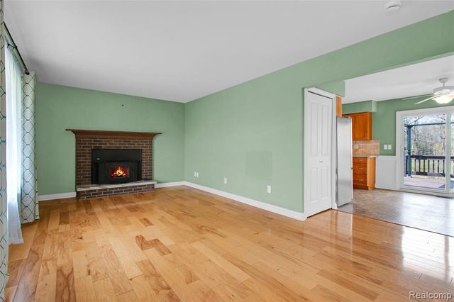 9093 Jordan Road, Grand Blanc, MI 48439