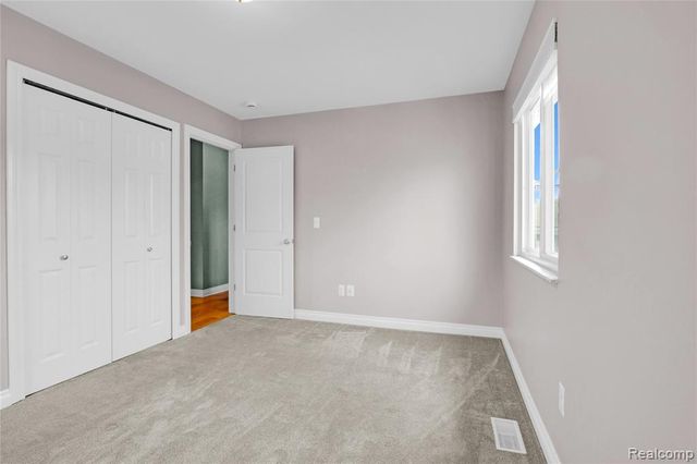 9093 Jordan Road, Grand Blanc, MI 48439